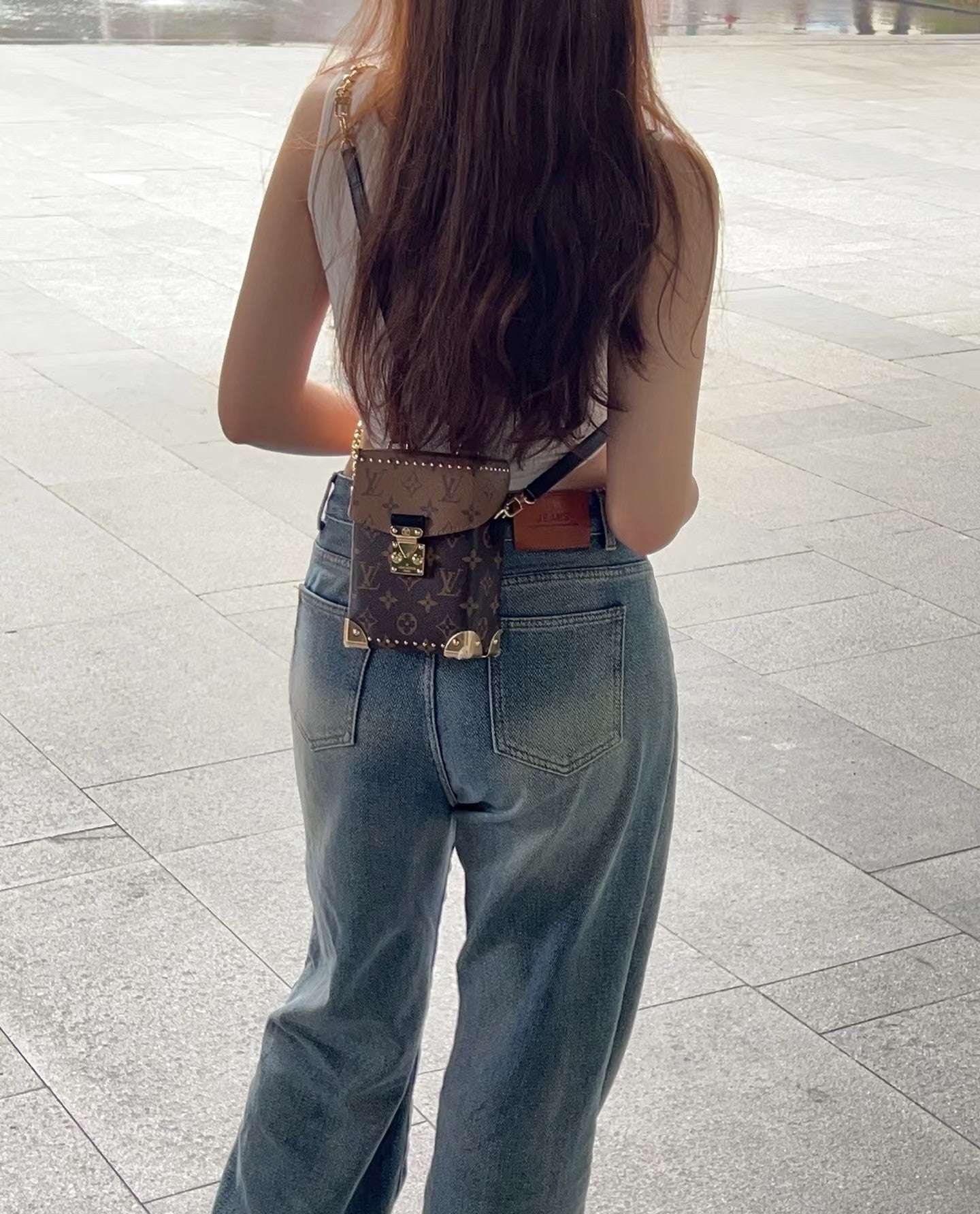 루이비통 카메라 박스 크로스백