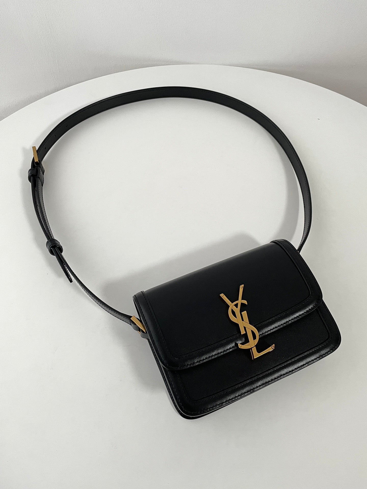 생로랑 솔페리노 사첼백 복스 스몰