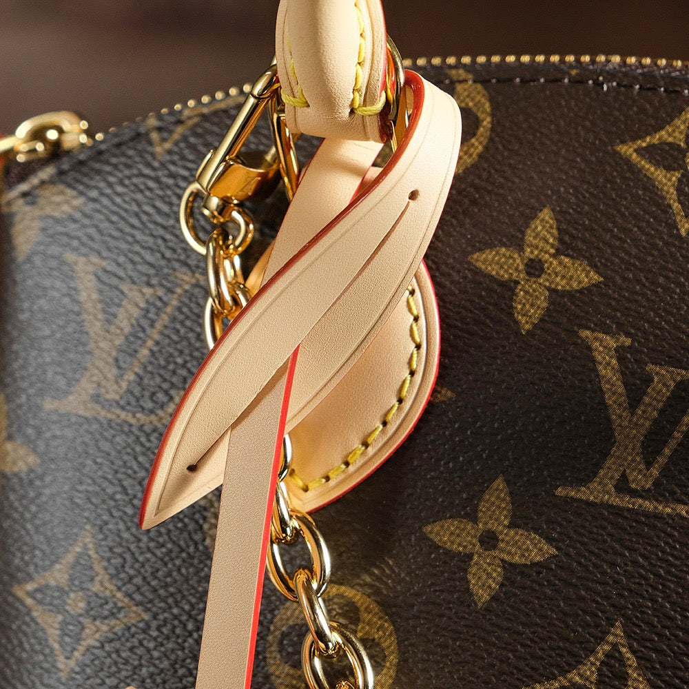 루이비통 락킷 BB