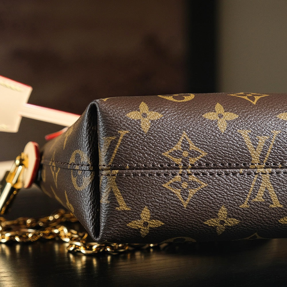 루이비통 락킷 BB