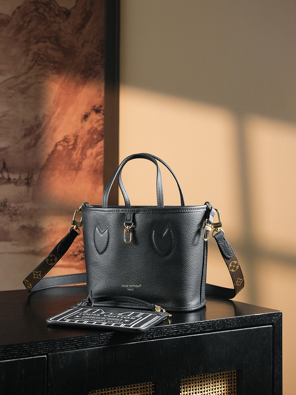 루이비통 네버풀 인사이드 아웃 BB