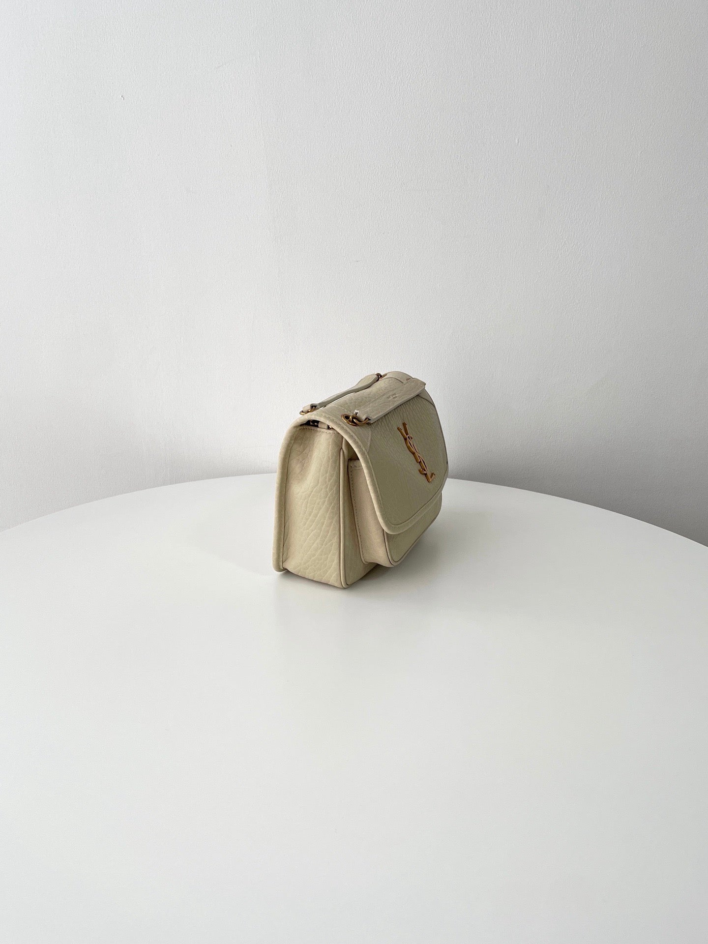 생로랑 니키백 그레인 램스킨  베이비