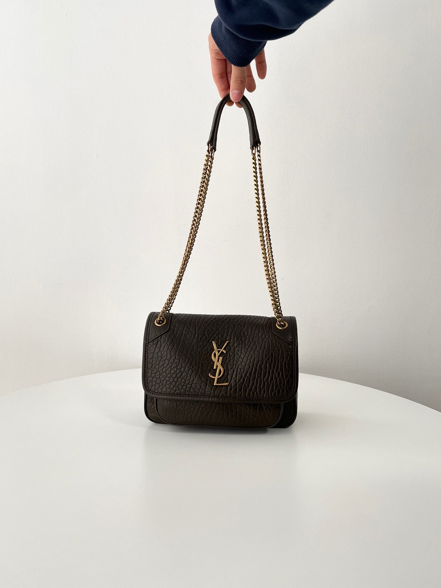 생로랑 니키백 그레인 램스킨  베이비