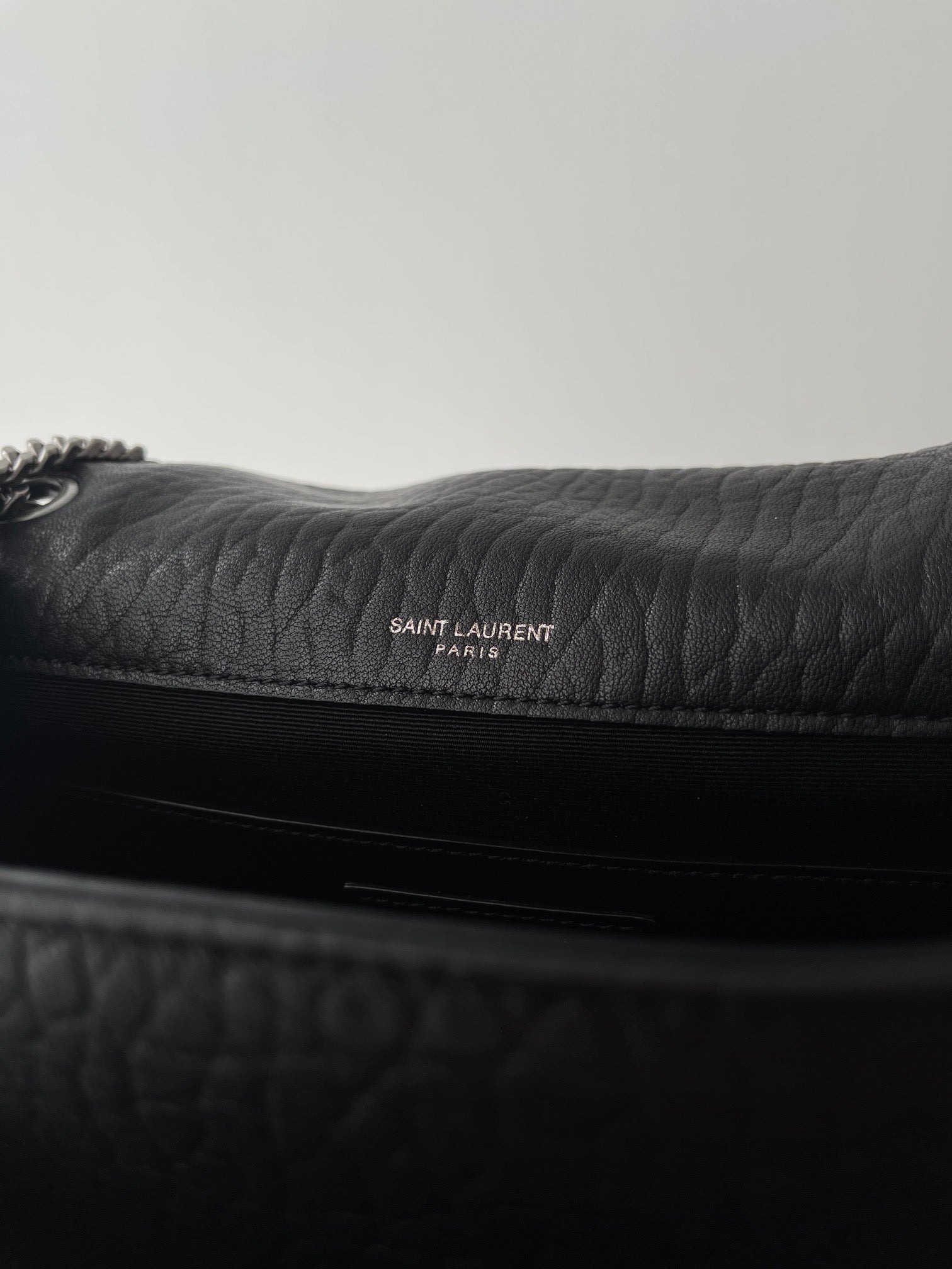 생로랑 니키백 그레인 램스킨  베이비