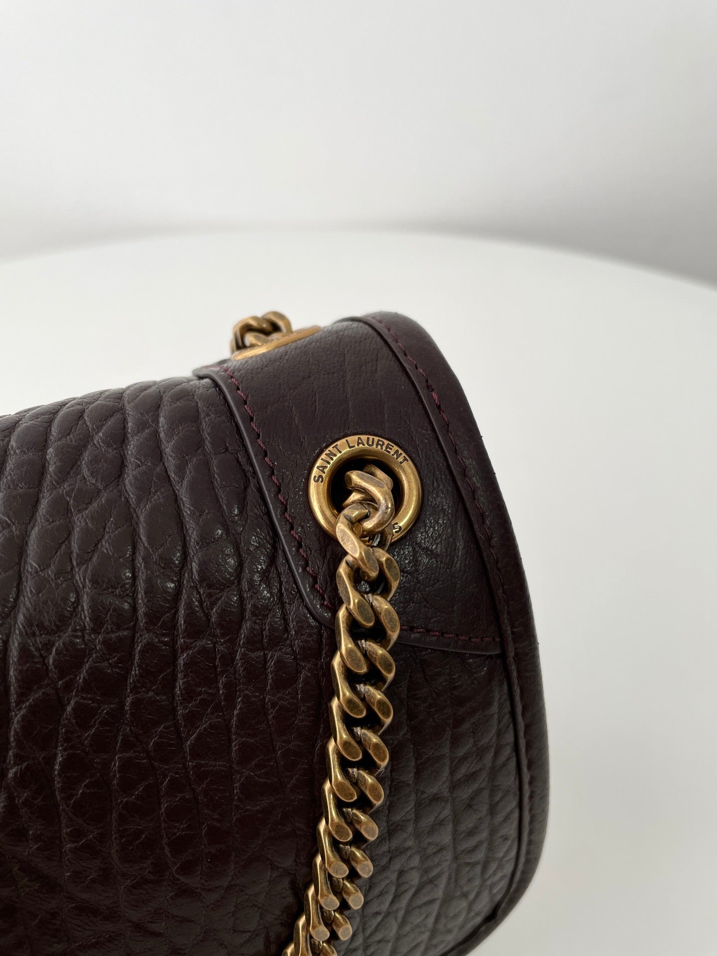 생로랑 니키백 그레인 램스킨  베이비