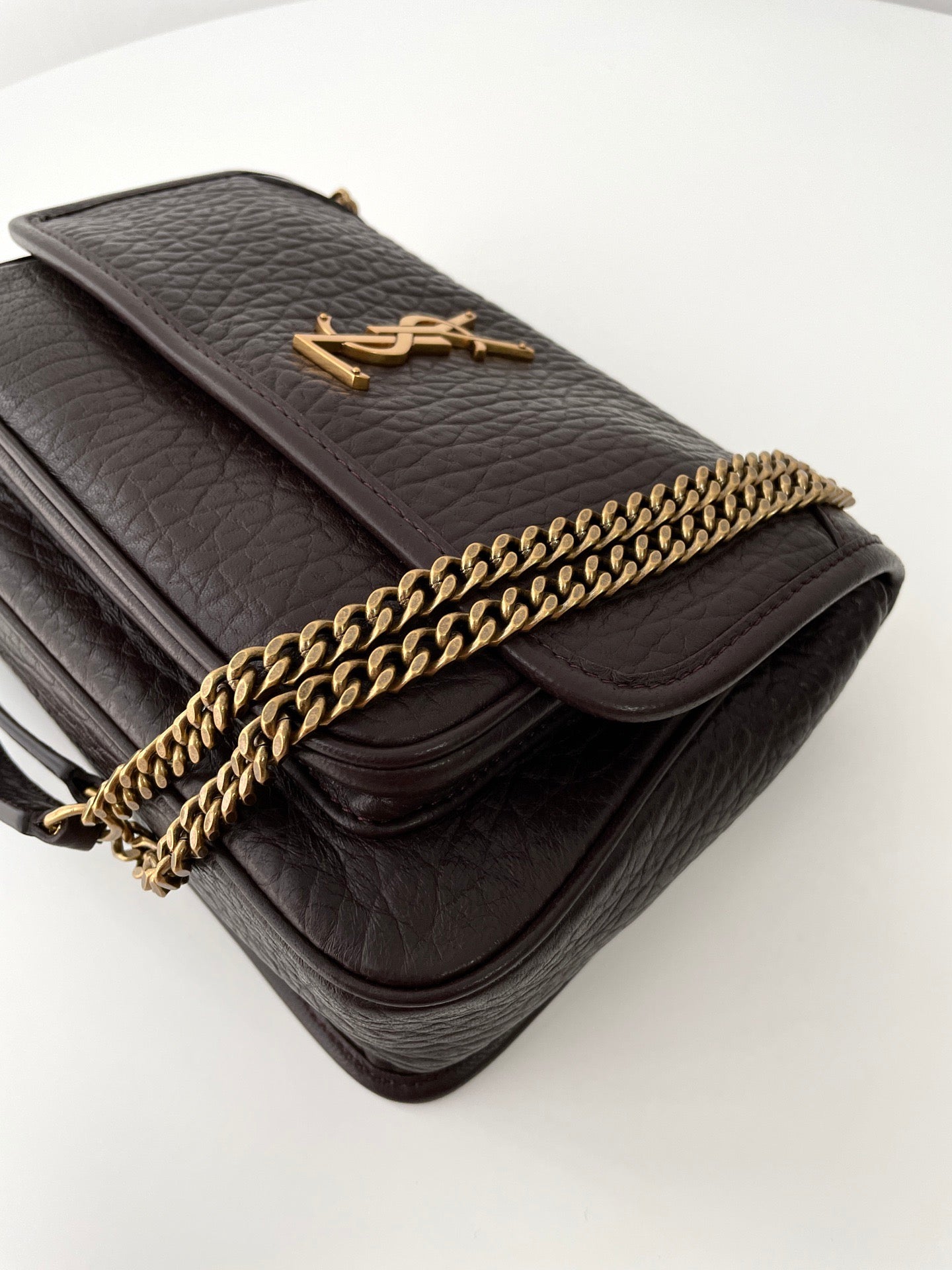 생로랑 니키백 그레인 램스킨  베이비