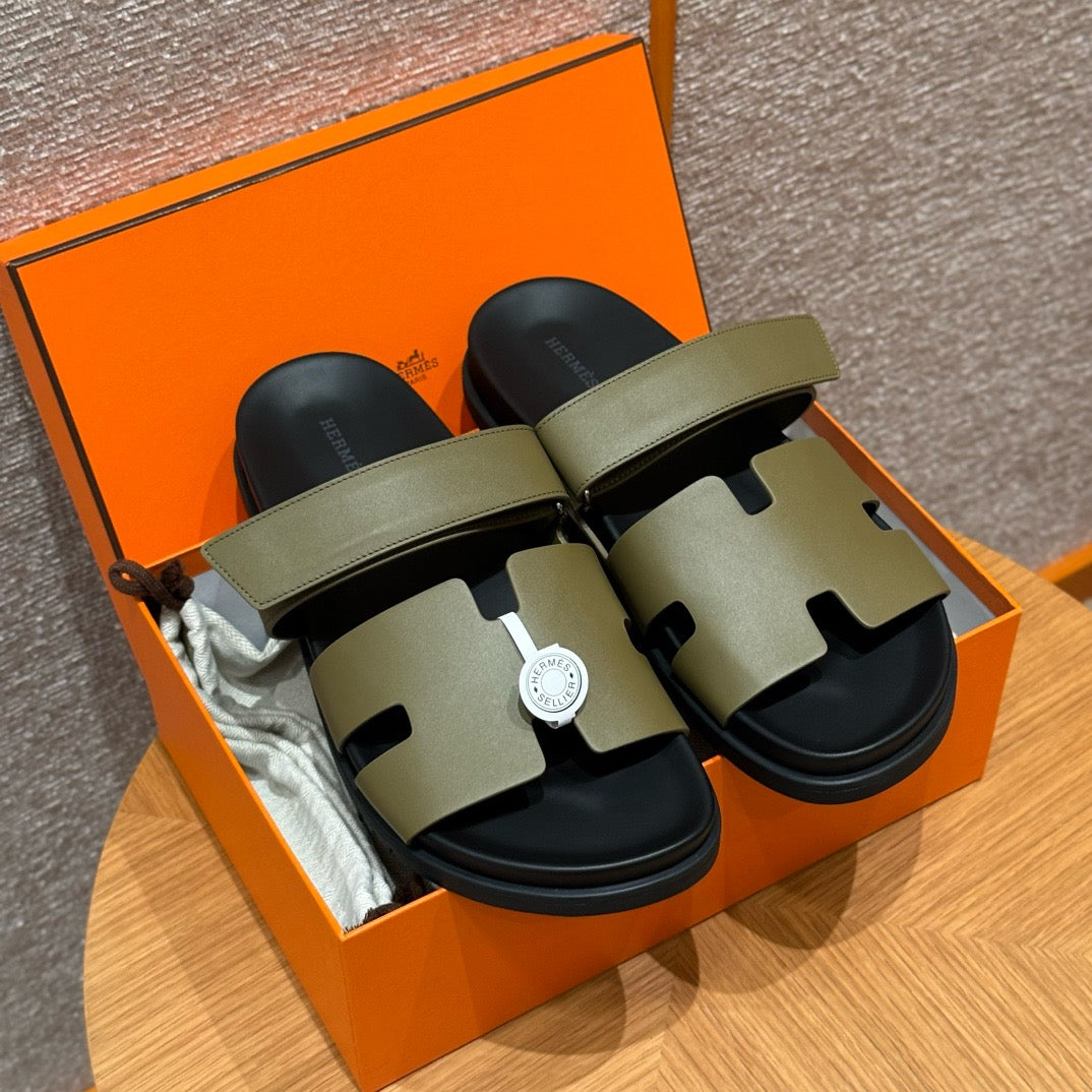 에르메스 CHYPRE 시프레 샌들 스위프트