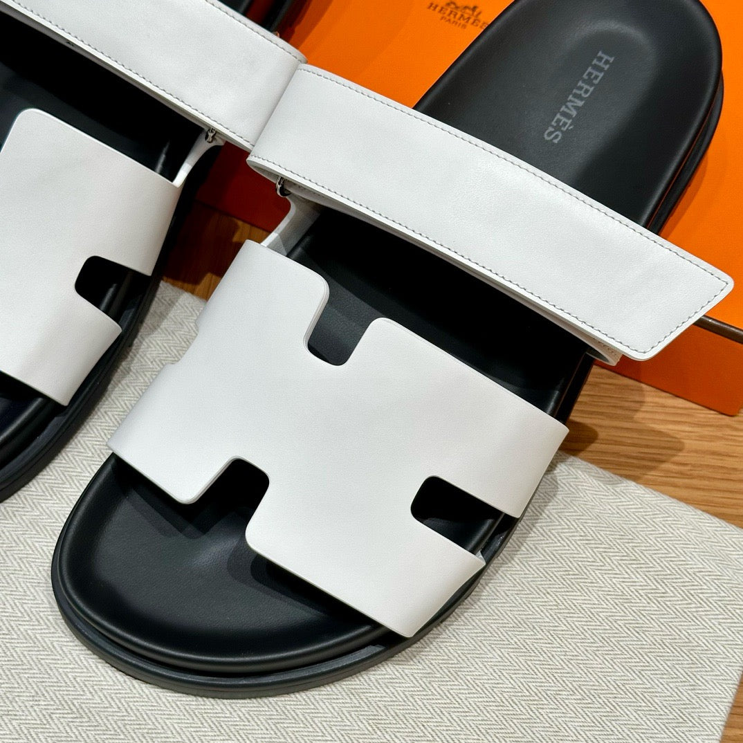 에르메스 CHYPRE 시프레 샌들 스위프트