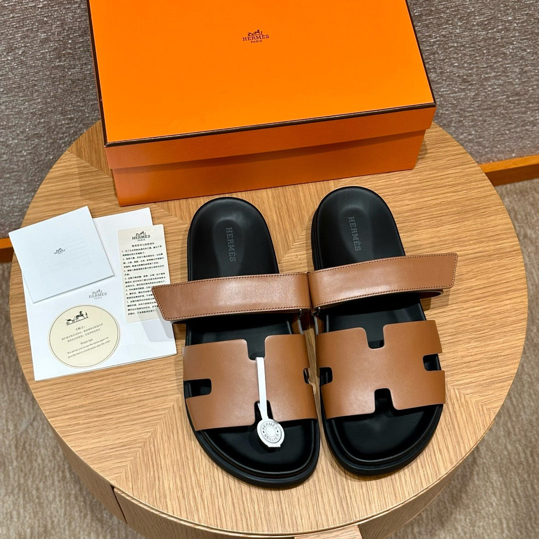 에르메스 CHYPRE 시프레 샌들 스위프트