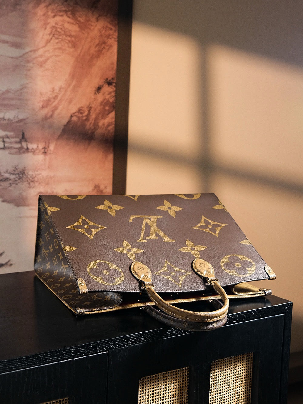 루이비통 온더고 토트백 GM