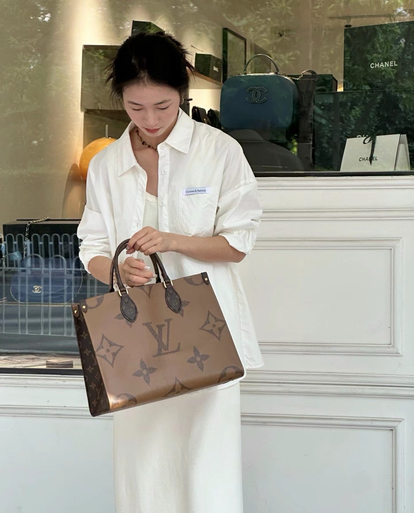 루이비통 온더고 토트백 MM
