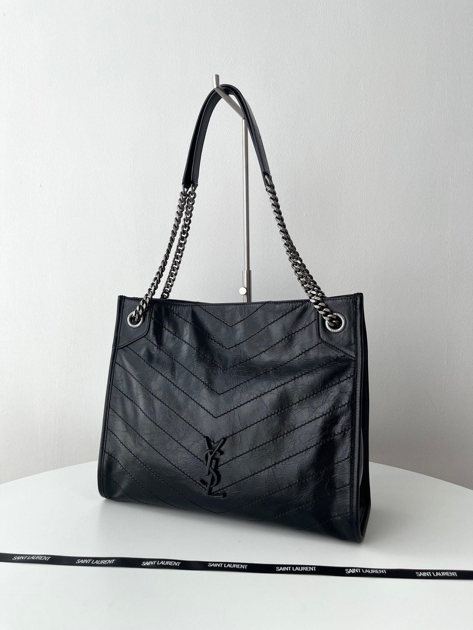 생로랑 니키 쇼핑백 빈티지 레더 미디움