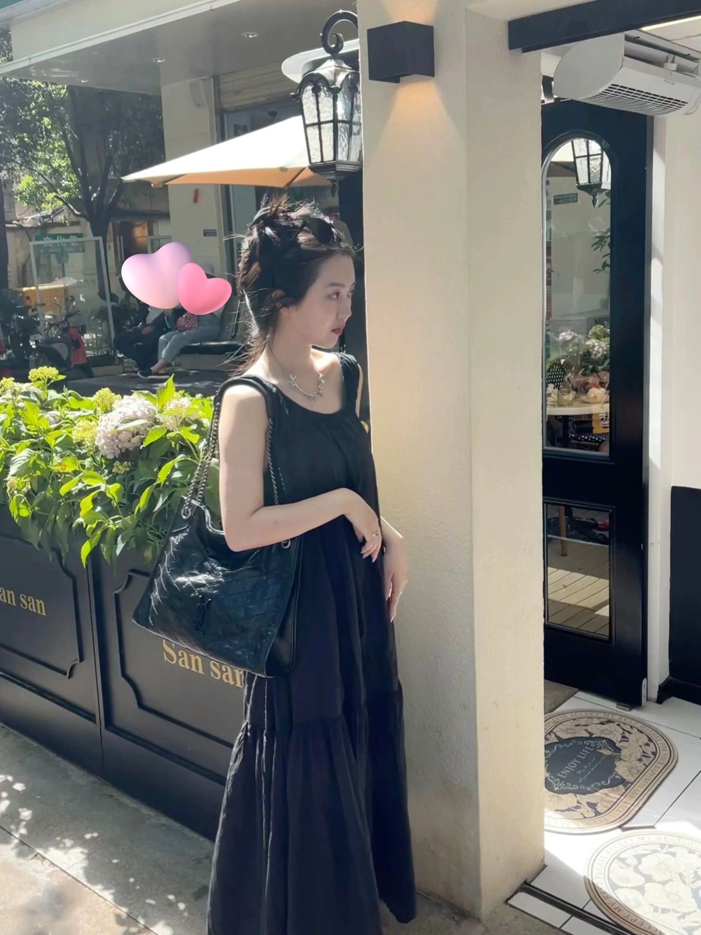 생로랑 니키 쇼핑백 빈티지 레더 미디움