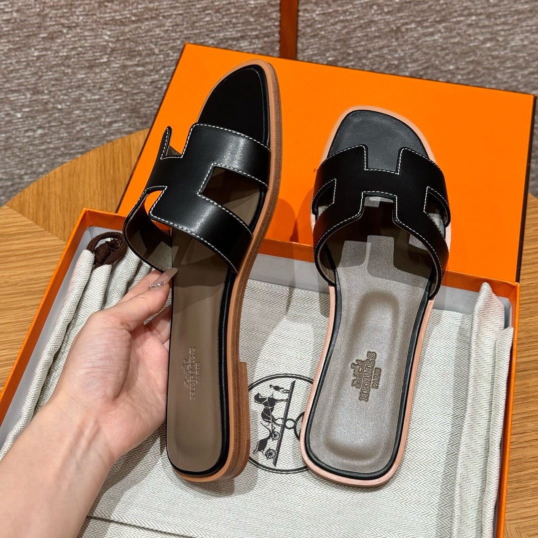 에르메스 Oran 오란 슬리퍼 스위프트