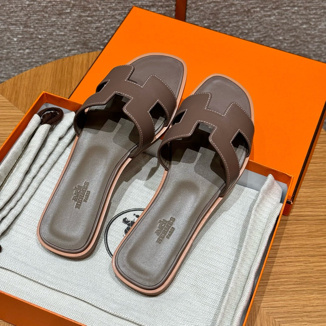 에르메스 Oran 오란 슬리퍼 스위프트