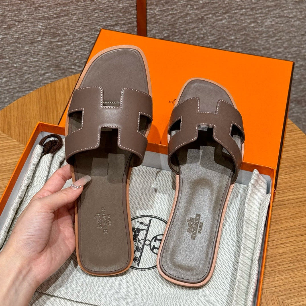 에르메스 Oran 오란 슬리퍼 스위프트