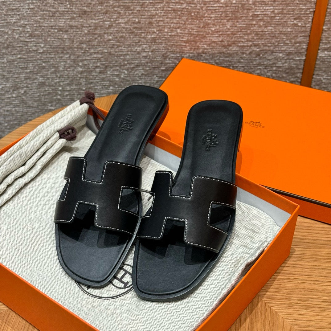 에르메스 Oran 오란 슬리퍼 스위프트