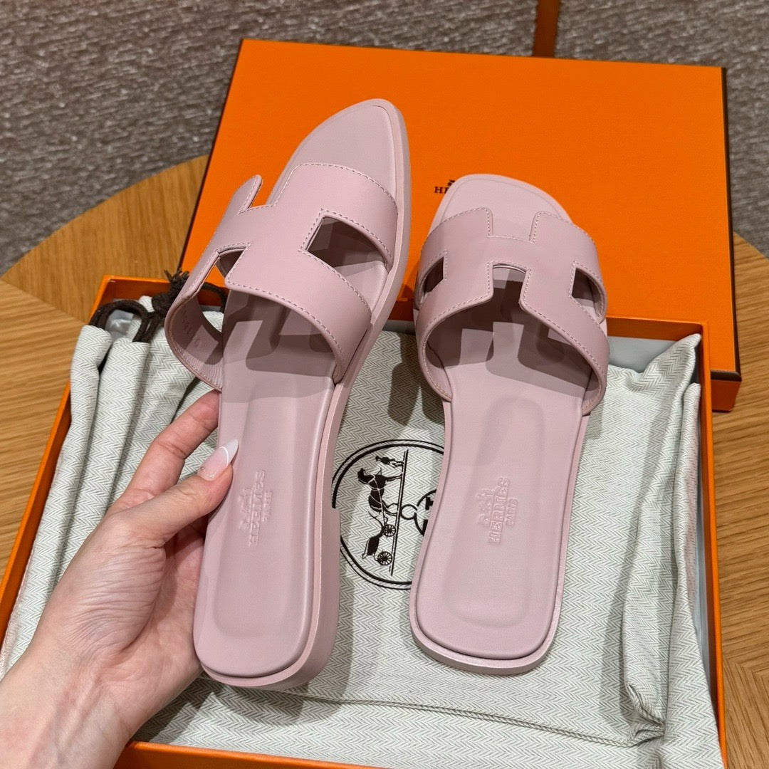 에르메스 Oran 오란 슬리퍼 스위프트