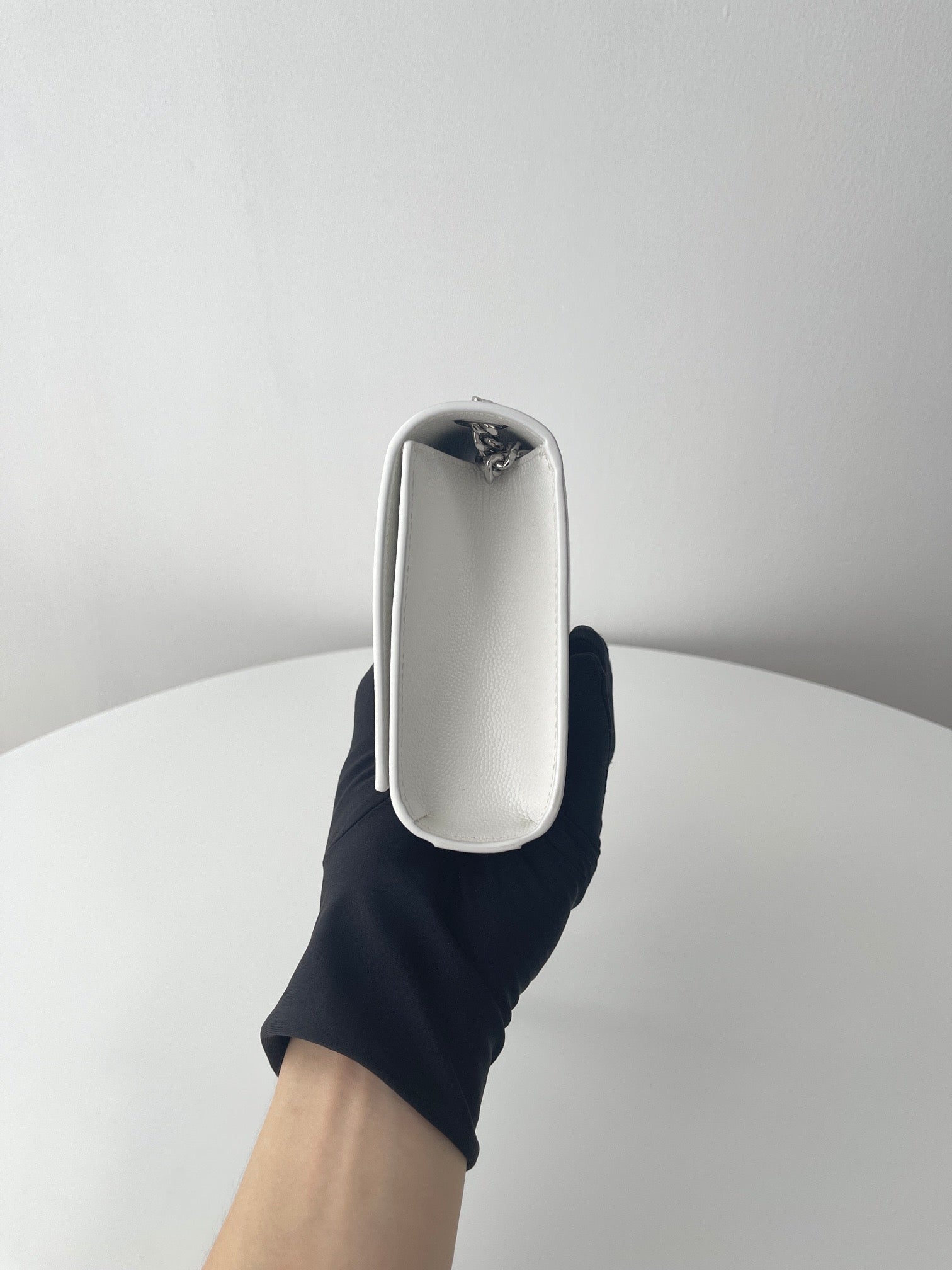 생로랑 케이트 테슬 체인백 스몰 (화이트)