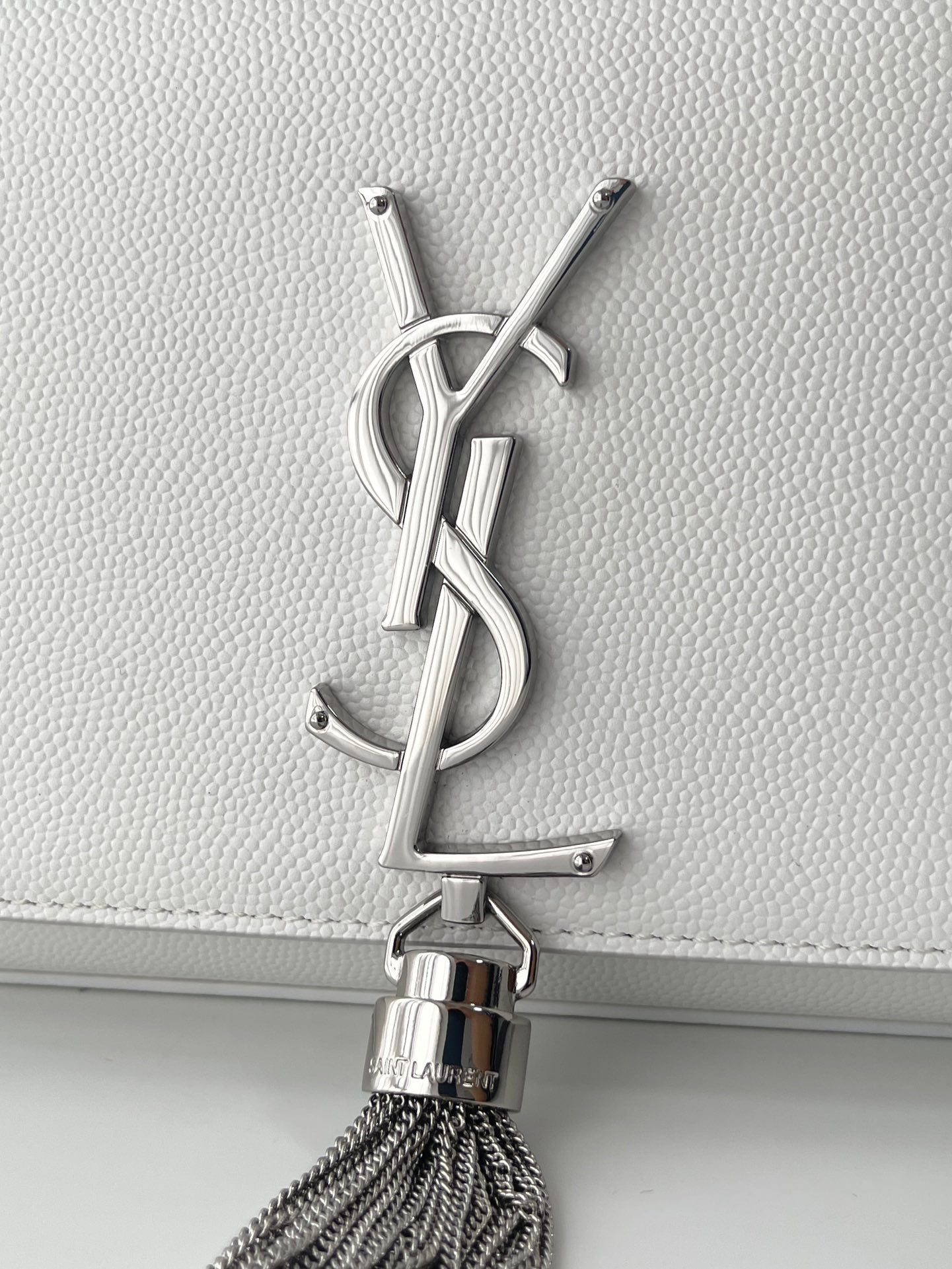 생로랑 케이트 테슬 체인백 스몰 (화이트)