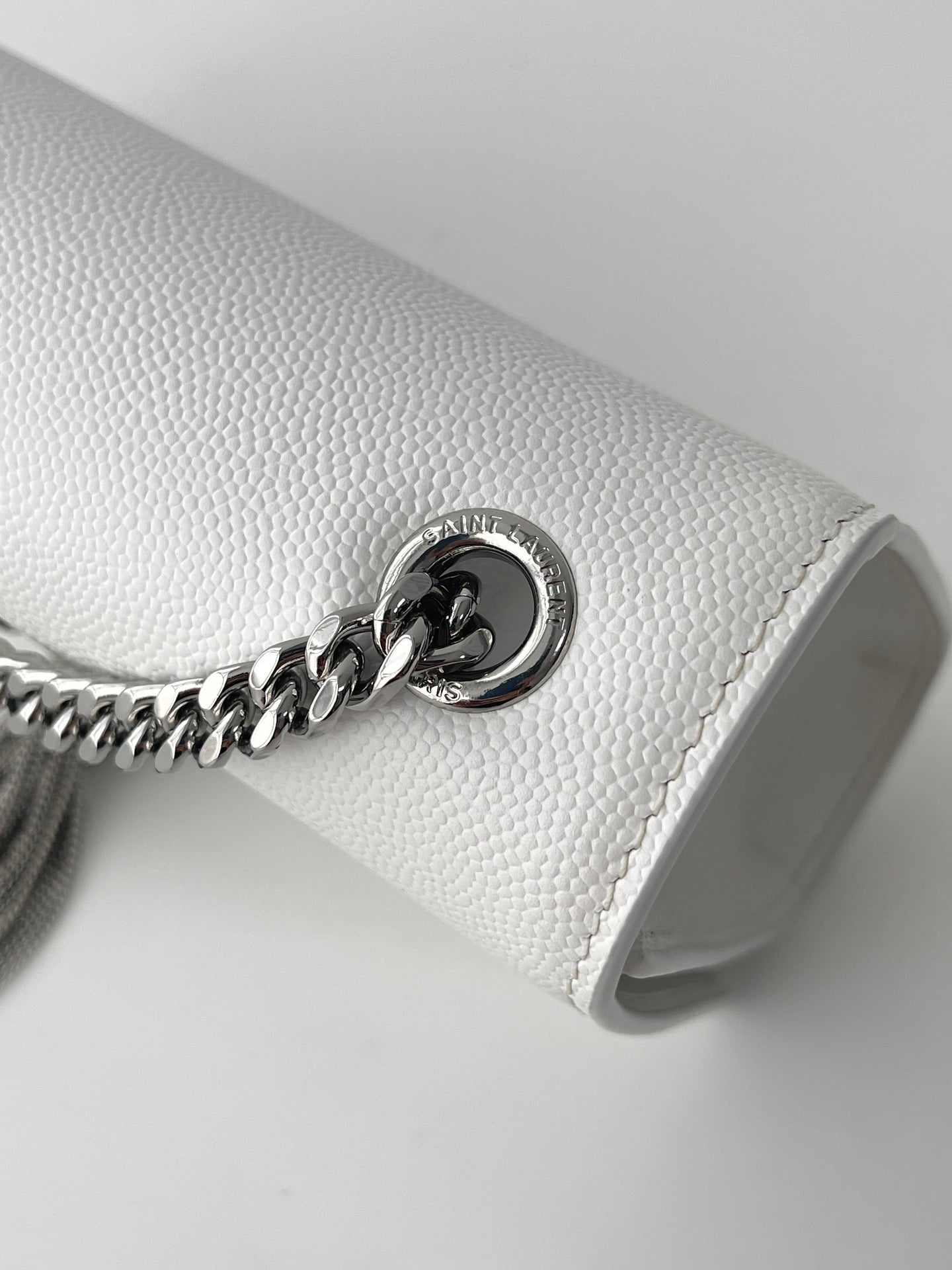 생로랑 케이트 테슬 체인백 스몰 (화이트)