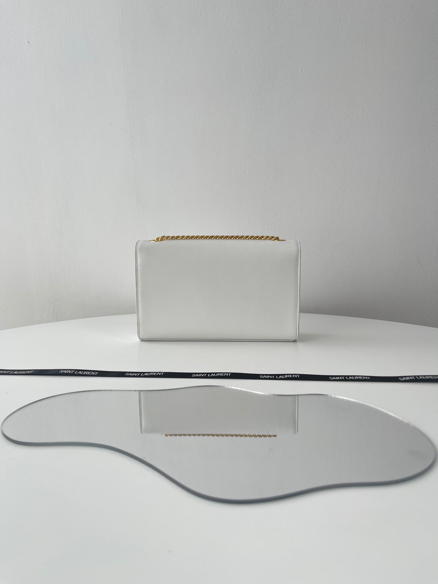 생로랑 케이트 테슬 체인백 스몰 (화이트)