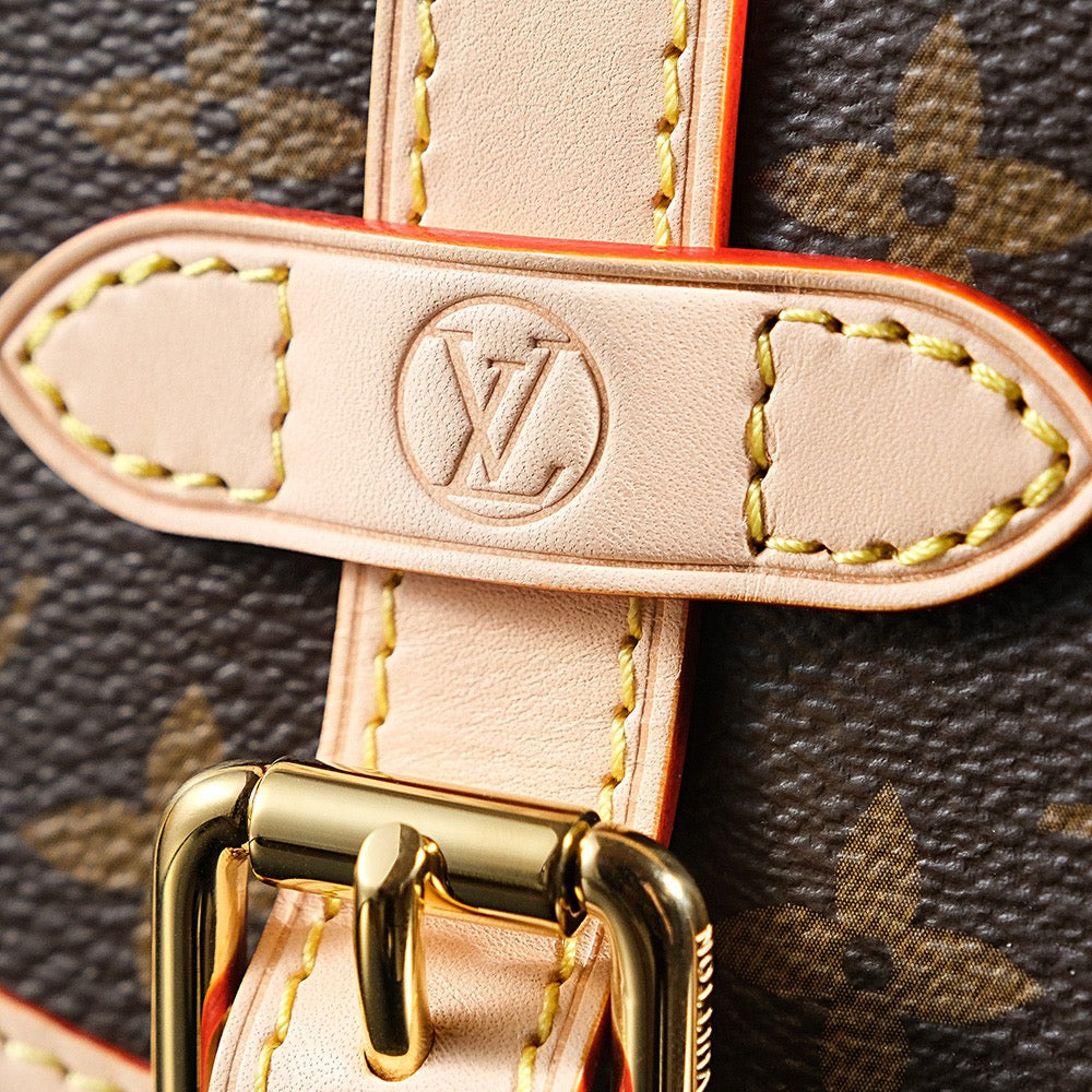 루이비통 소뮈르 BB