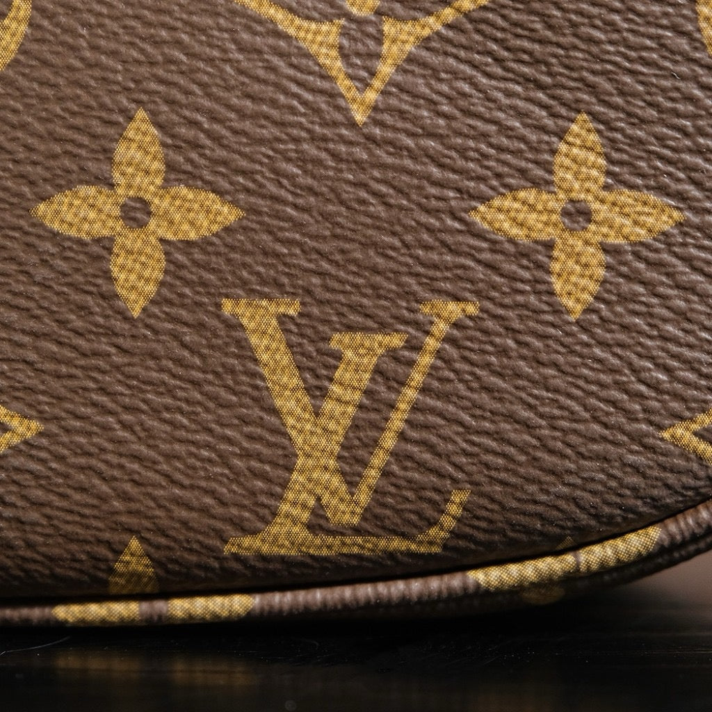 루이비통 소뮈르 BB