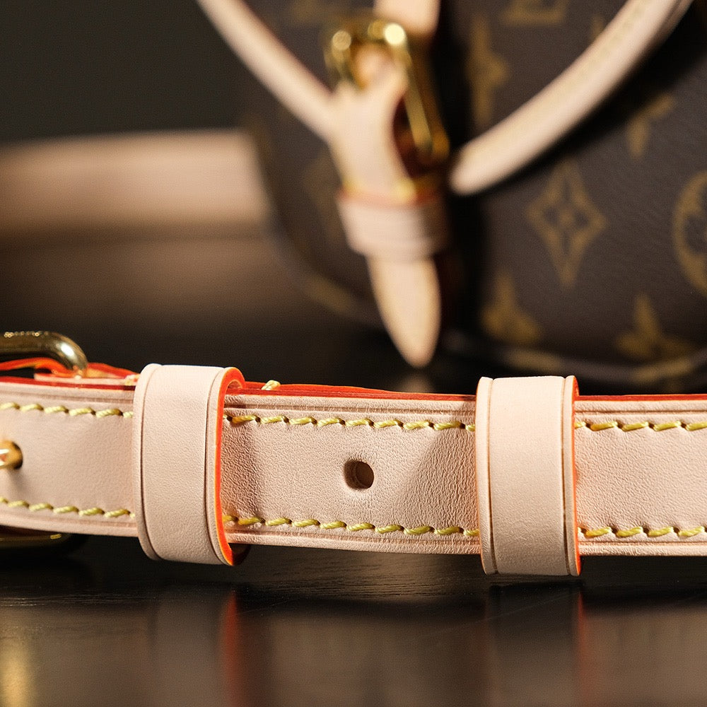 루이비통 소뮈르 BB