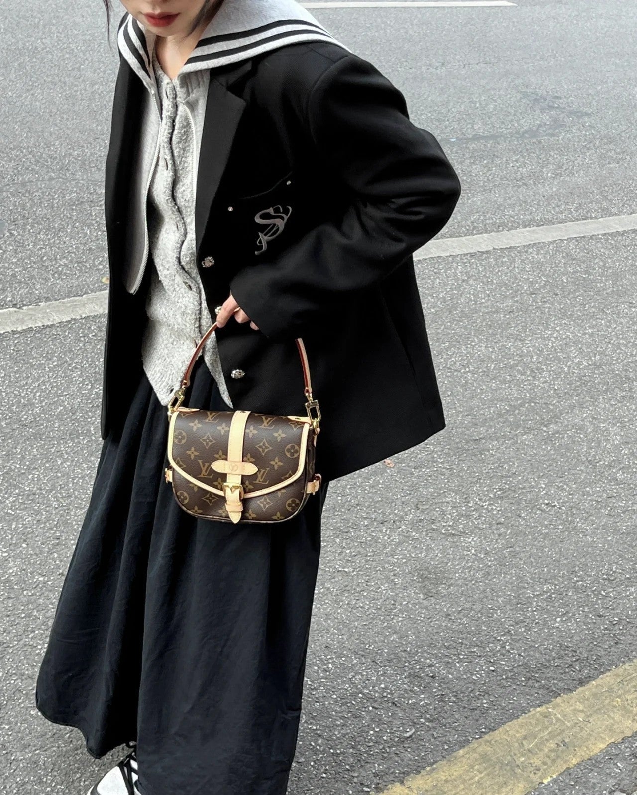 루이비통 소뮈르 BB