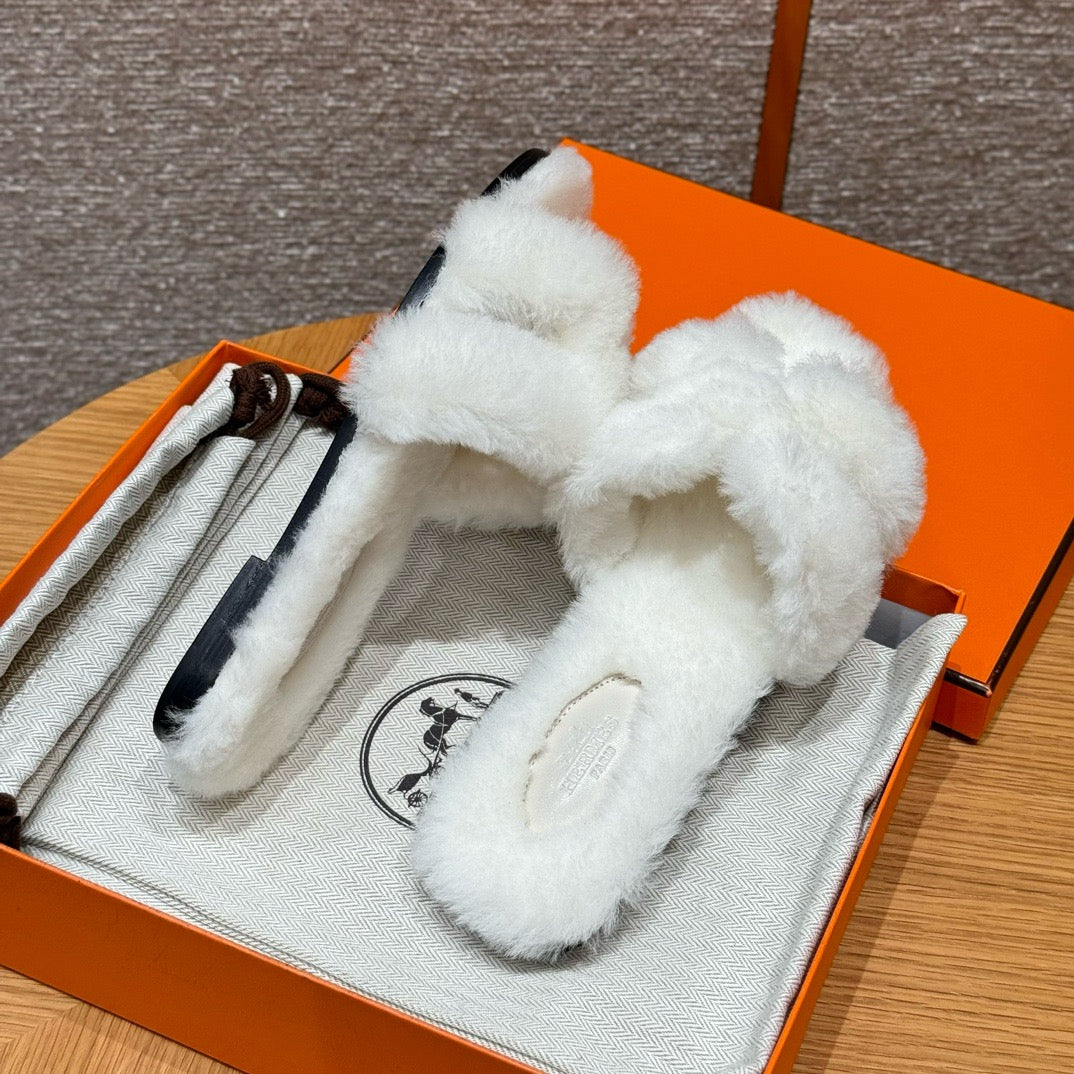 에르메스 Oran 오란 슬리퍼  시어링