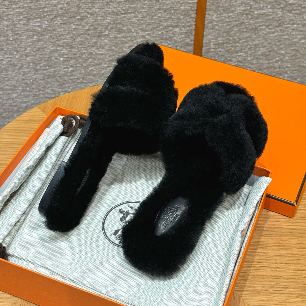 에르메스 Oran 오란 슬리퍼  시어링