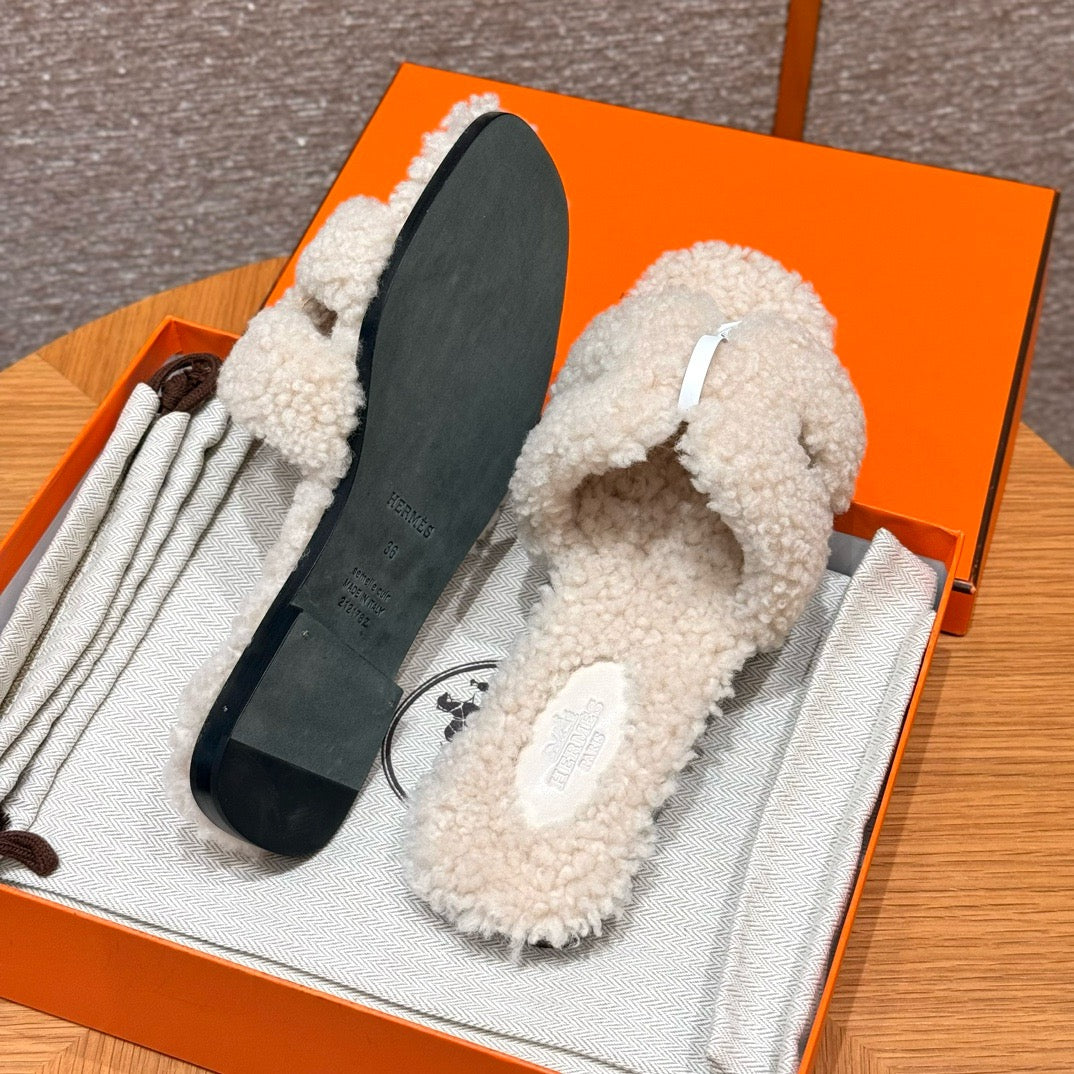 에르메스 Oran 오란 슬리퍼  시어링