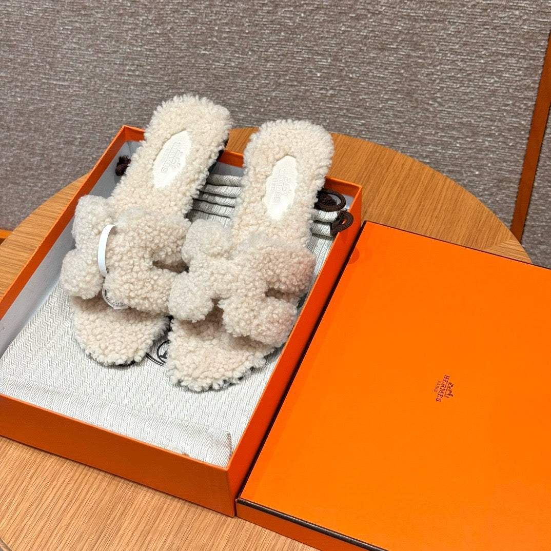 에르메스 Oran 오란 슬리퍼  시어링