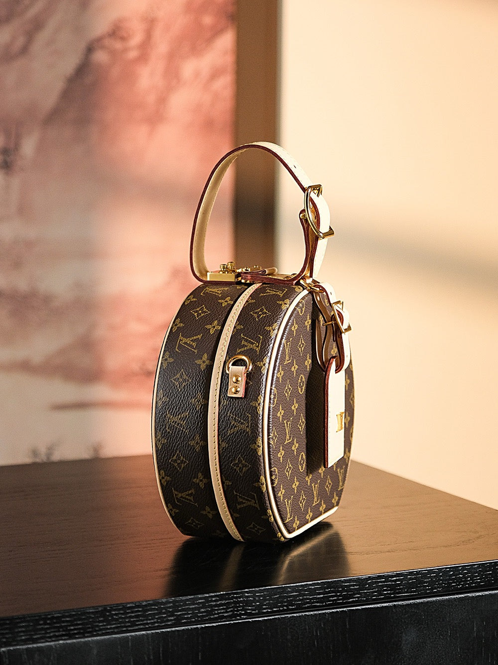 루이비통 쁘띠뜨 부아뜨 샤포백