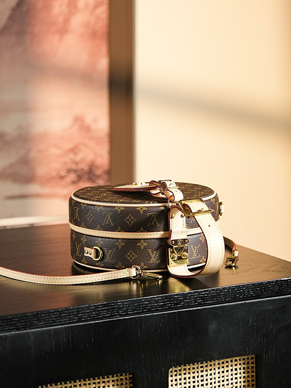 루이비통 쁘띠뜨 부아뜨 샤포백