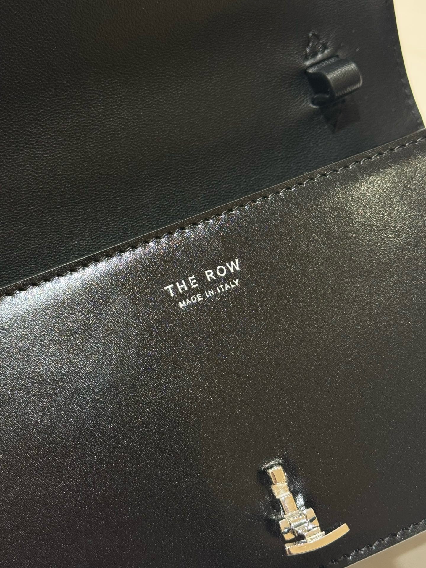 더로우 소피아 크로스바디백