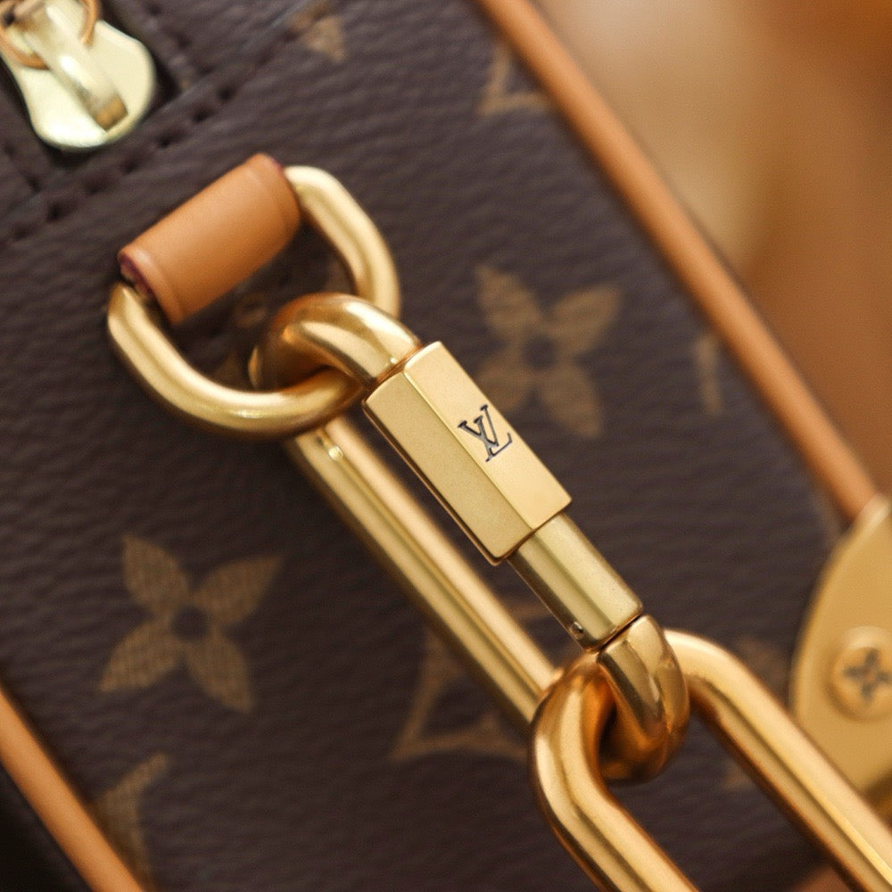 루이비통 소프트 트렁크 미니