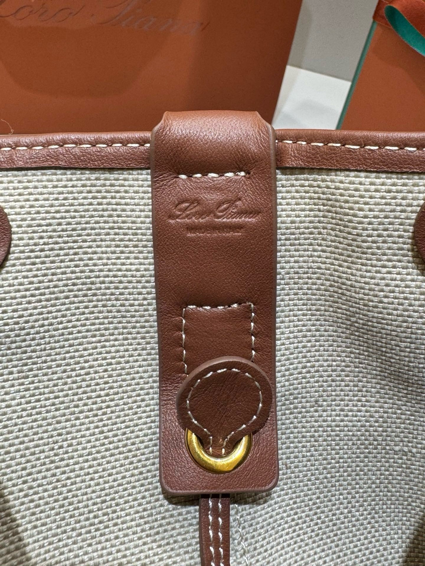 로로피아나 엑스트라 드로스트링 백팩 코튼