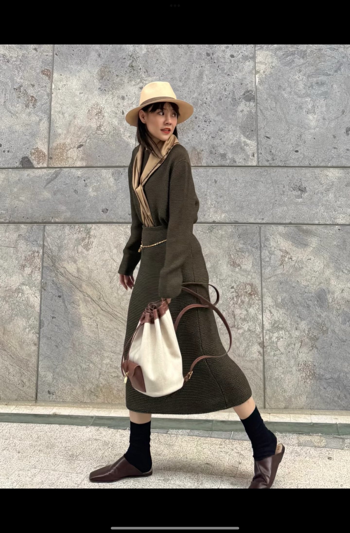 로로피아나 엑스트라 드로스트링 백팩 코튼