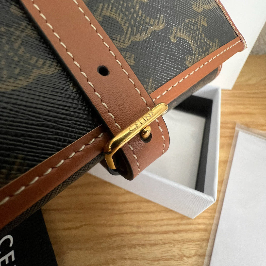 셀린느 트리옹프 주얼리 파우치