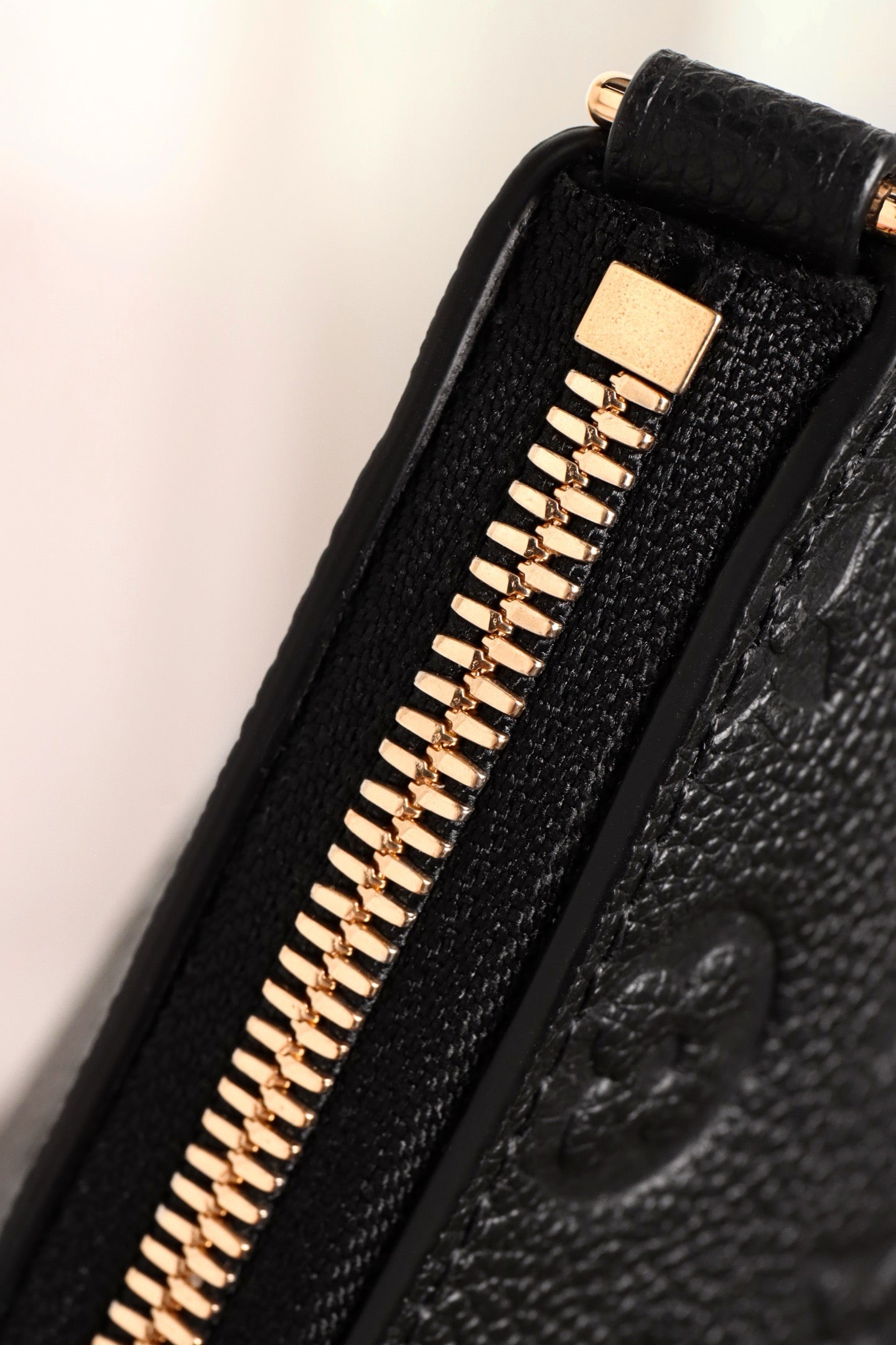 루이비통 앙프렝뜨 블랙 불로뉴