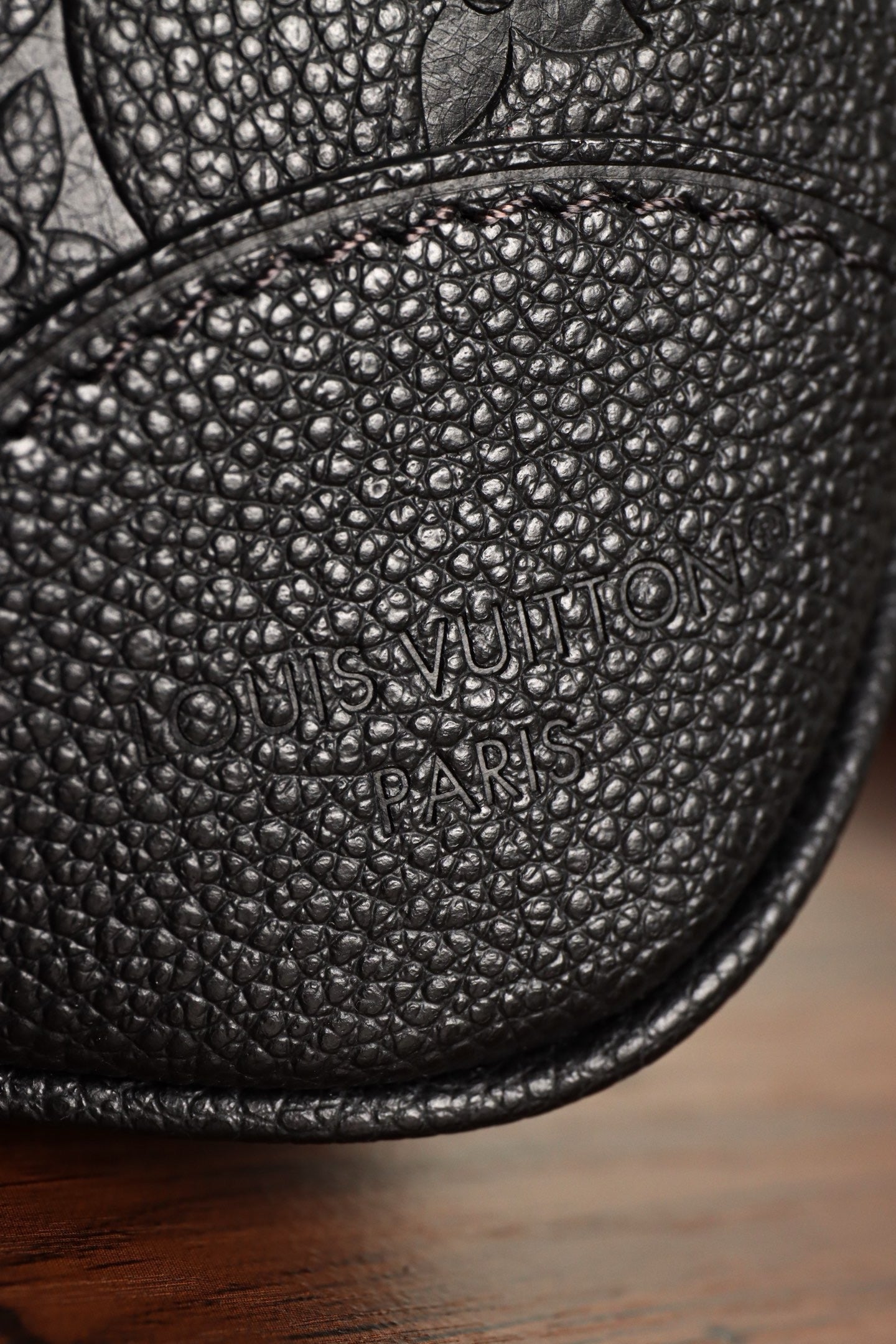 루이비통 앙프렝뜨 블랙 불로뉴