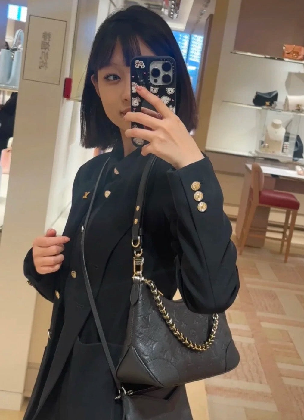 루이비통 앙프렝뜨 블랙 볼로뉴