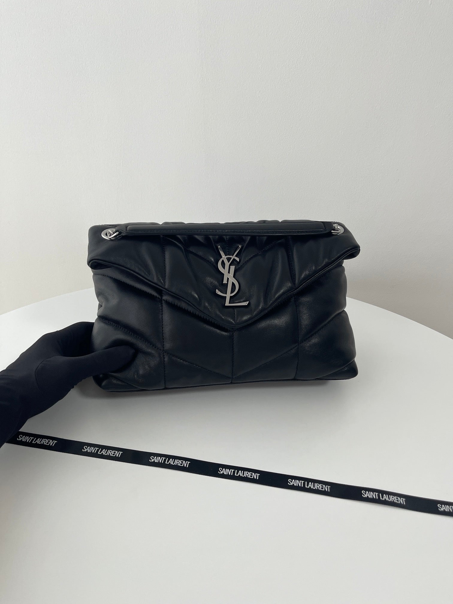 생로랑 루루 푸퍼백 스몰