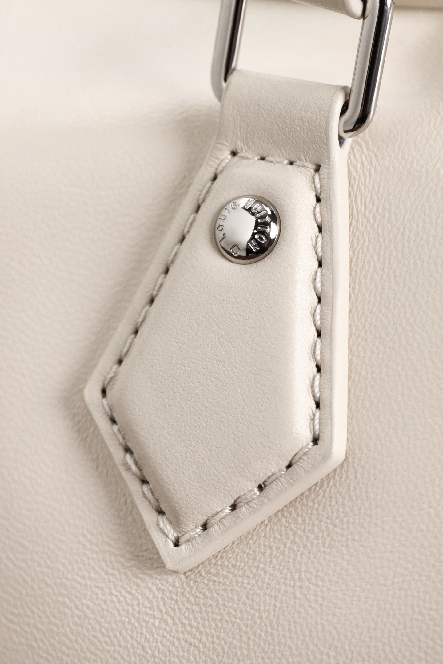 루이비통 스피디 카고 바이브