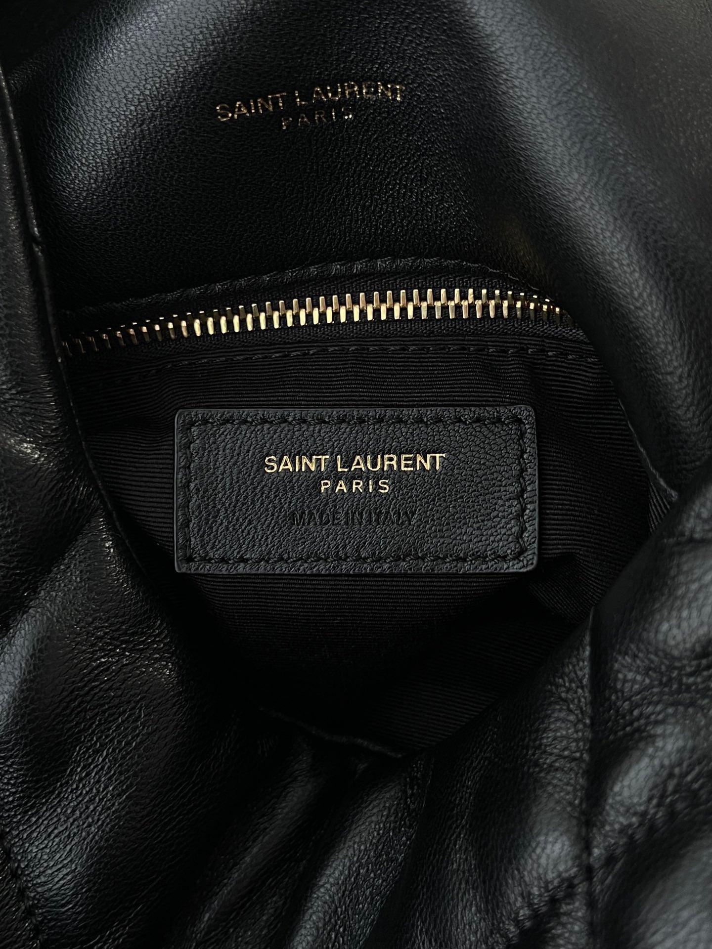 생로랑 루루 푸퍼백 스몰