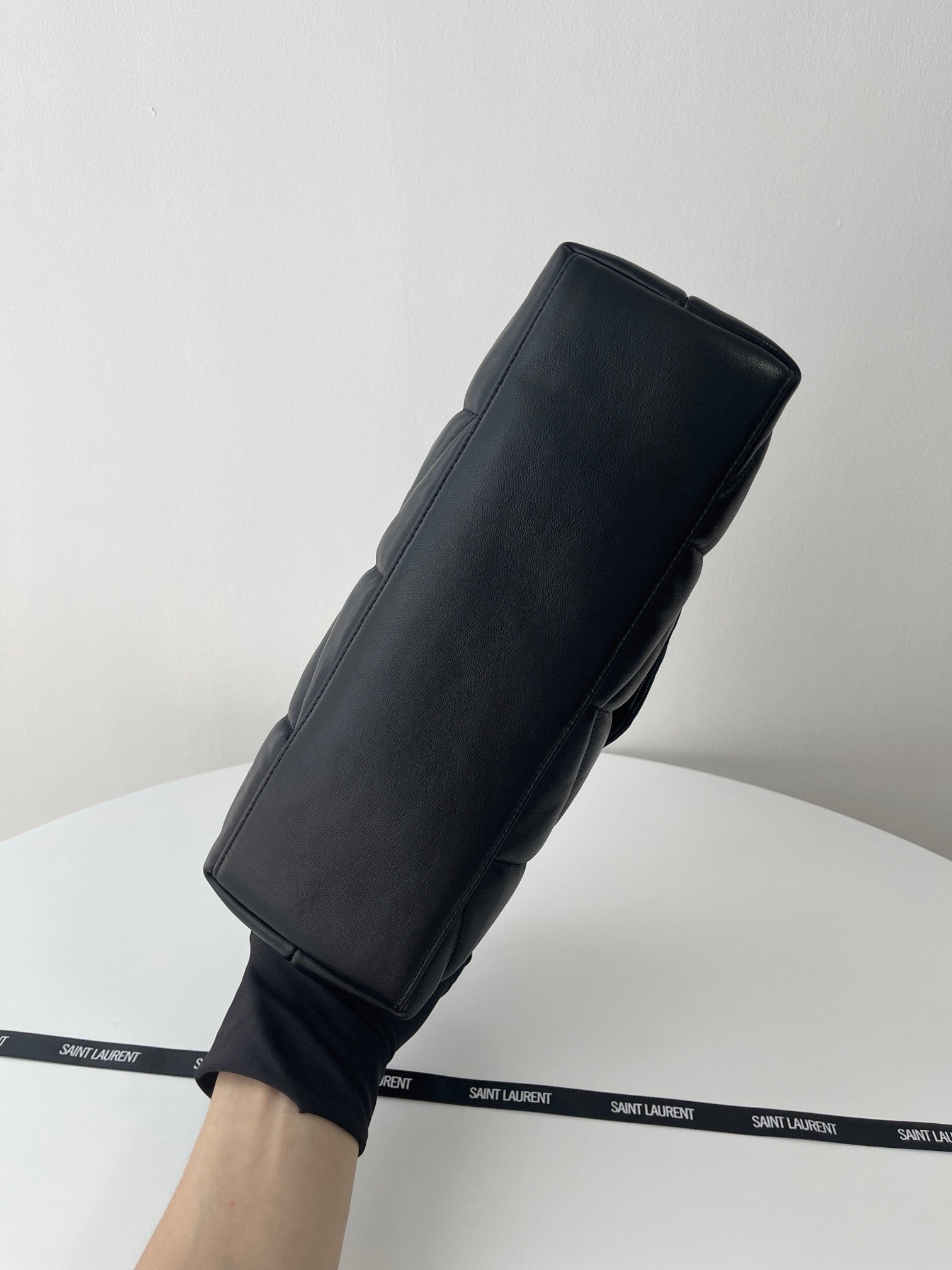 생로랑 루루 푸퍼백 스몰