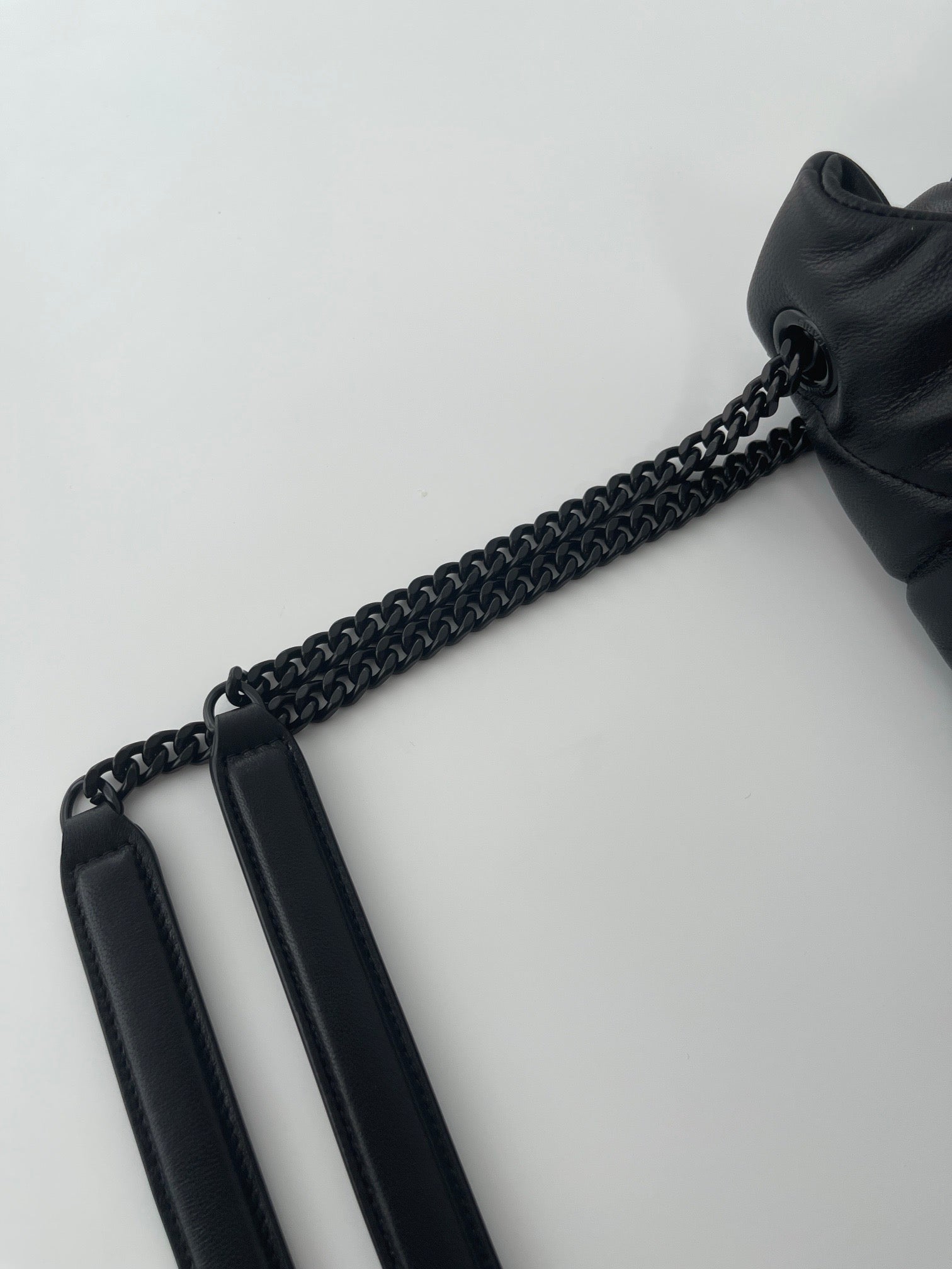 생로랑 루루 푸퍼백 스몰