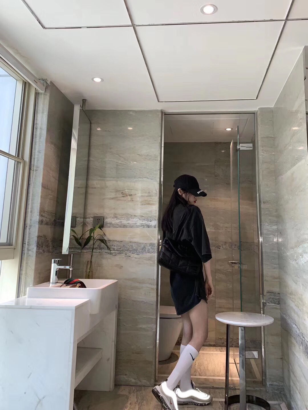 생로랑 루루 푸퍼백 스몰